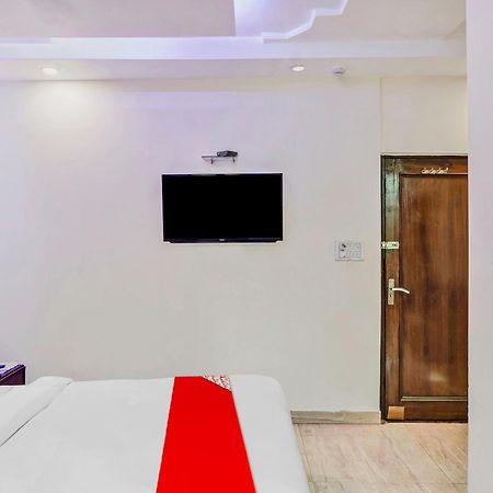 Hotel O Delhi Empire نيودلهي المظهر الخارجي الصورة