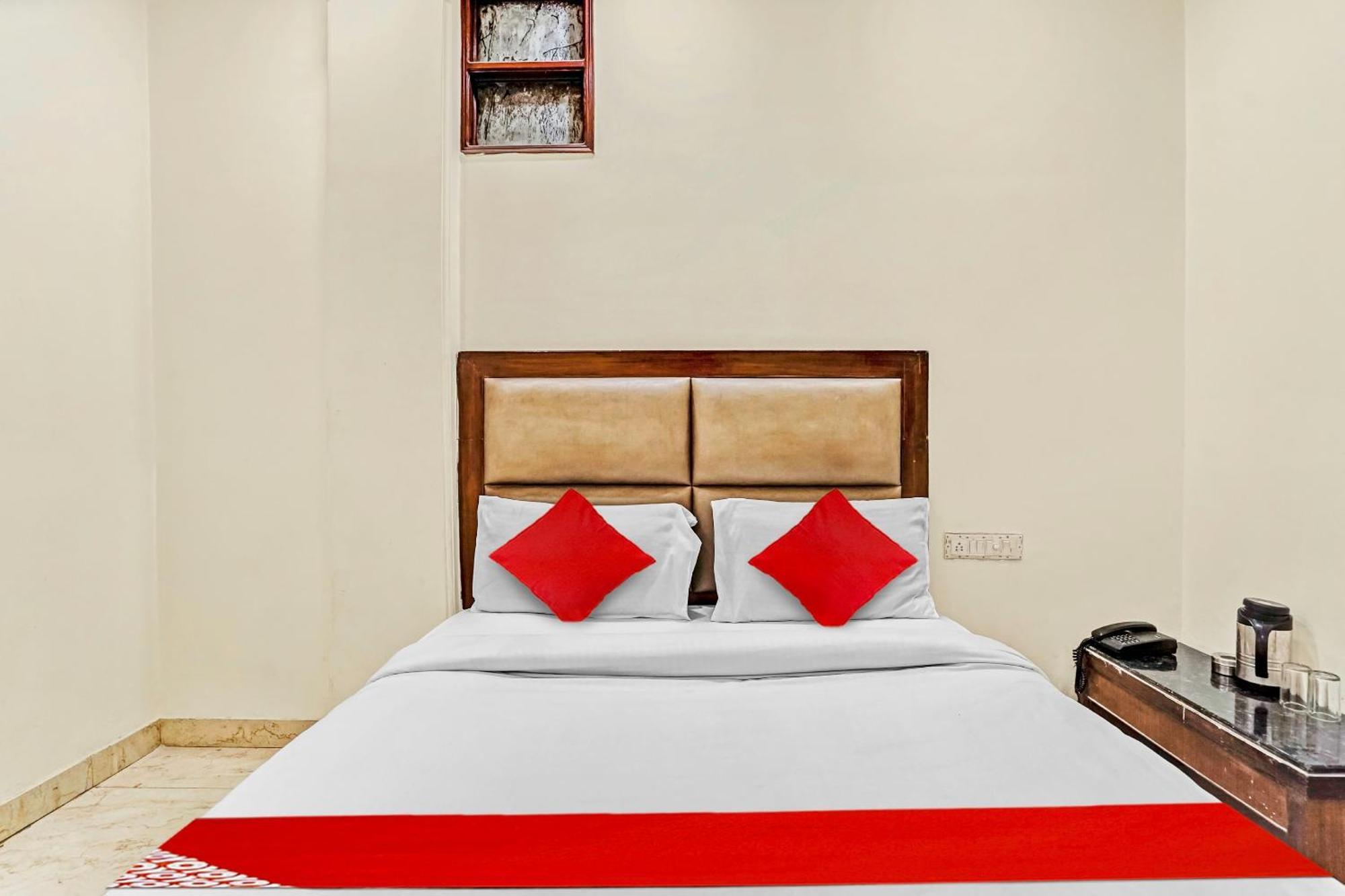 Hotel O Delhi Empire نيودلهي المظهر الخارجي الصورة