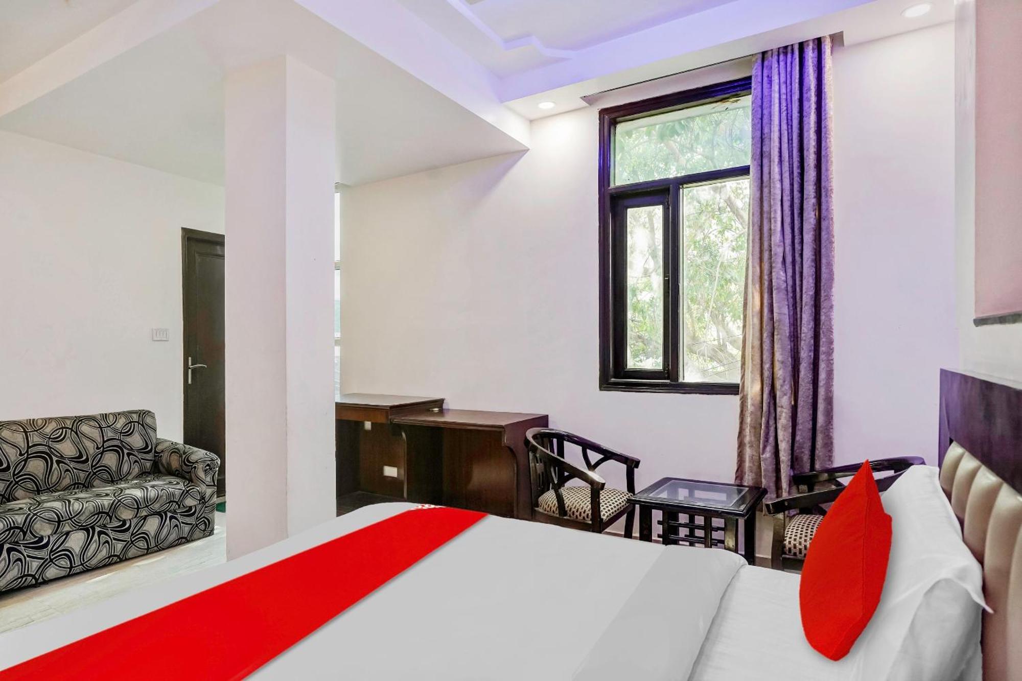 Hotel O Delhi Empire نيودلهي المظهر الخارجي الصورة