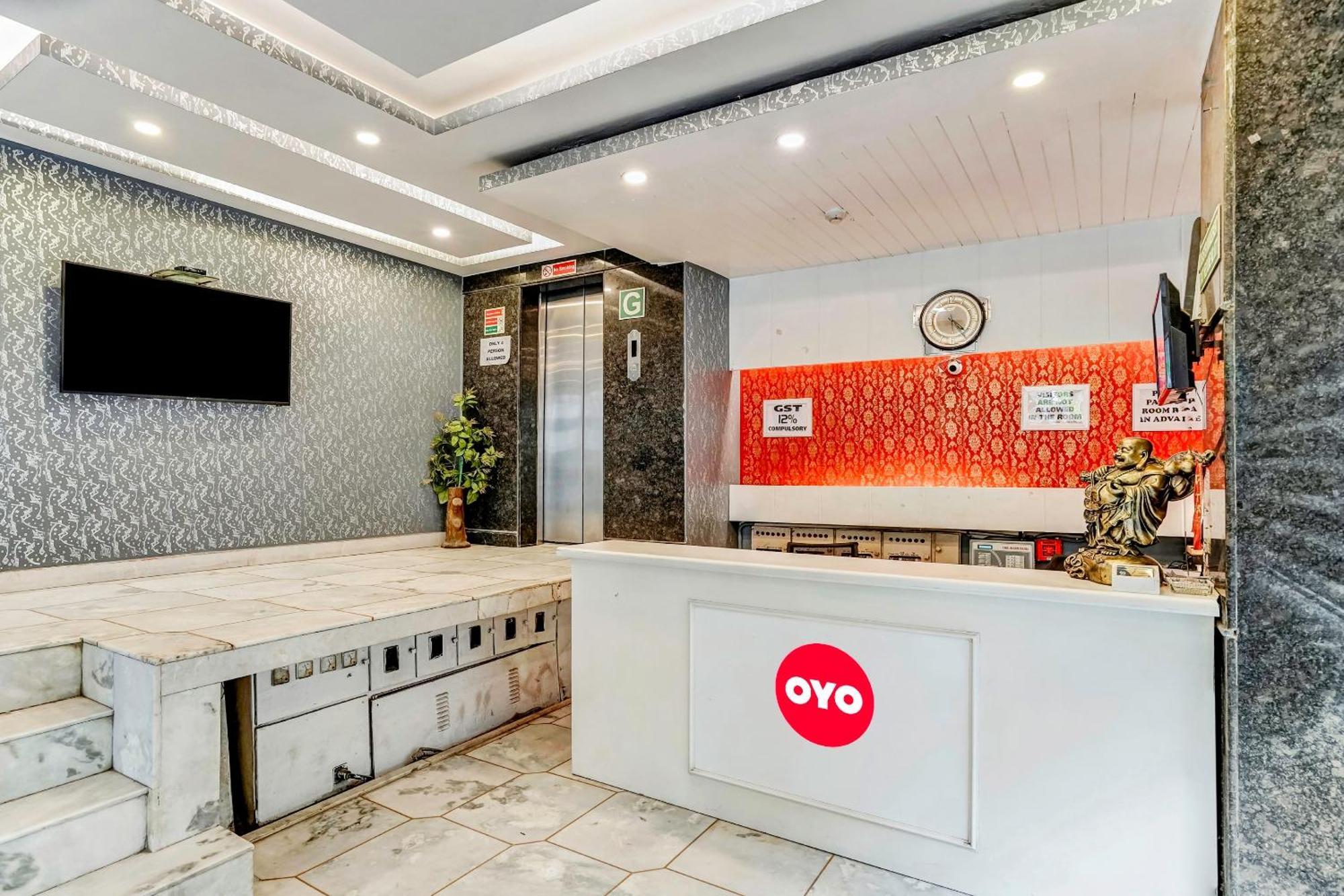 Hotel O Delhi Empire نيودلهي المظهر الخارجي الصورة